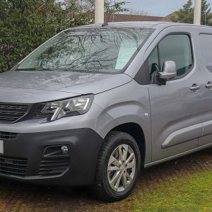 Μαρκέ Πατάκια Λάστιχο CIK για Berlingo / Combo E / Proace City / Partner 2Θέσιο (2018+) – Μαύρα με Οβάλ Κουμπώματα – 2 Τεμάχια - Image 3