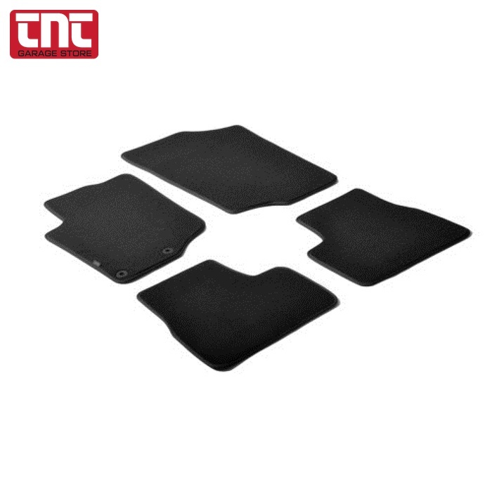 carpet_floor_mats_set_4pcs_black_with_logo_700x700.jpg
