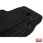 car_carpet_floor_mats_set_black_velour_universal_with_logo_700x700.jpg