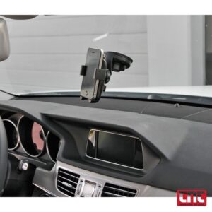 lampa_universal_car_smartphone_holder_windshield_mount_in_car_with_logo_700x700_1.jpg