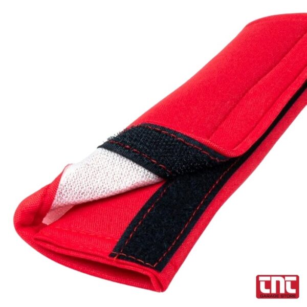 car_seat_belt_pad_red_velcro_closure_detail_with_logo_700x700.jpg