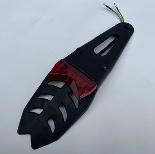 Πίσω Φτερό Supermotard Μικρό με Φανάρι LED HN-00-03 – Ποιότητα ROC – Universal Εφαρμογή 0029823_supermotard_led_hn_00_03_roc.jpg 0029823_supermotard_led_hn_00_03_roc.jpg